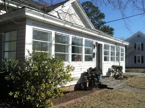 417 3rd St, Ayden, NC 28513 photo 2