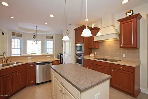 205 E Colonnade Dr, Hampstead, NC 28443 photo 21