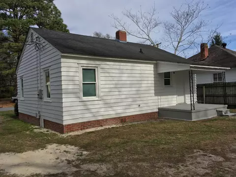 807 E 4th St, Washington, NC 27889 photo 17