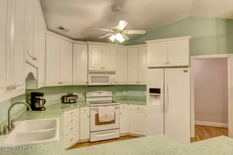 794 Sloop Pointe Ln, Kure Beach, NC 28449 photo 9
