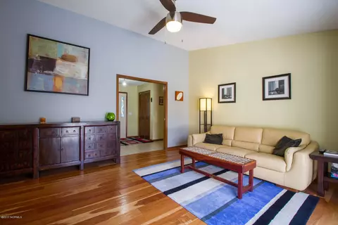 642 Sawgrass Rd, Hampstead, NC 28443 photo 7