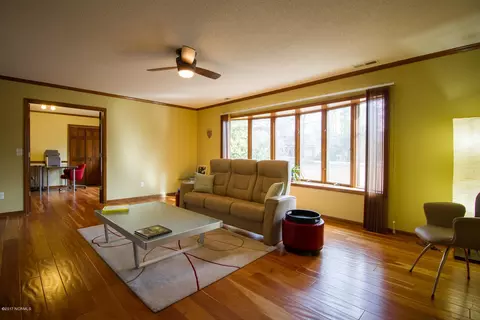 642 Sawgrass Rd, Hampstead, NC 28443 photo 4