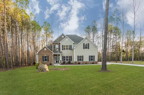255 Aster Pl, Hampstead, NC 28443 photo 2
