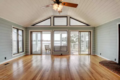 640 Red Fox Trl, Hampstead, NC 28443 photo 14