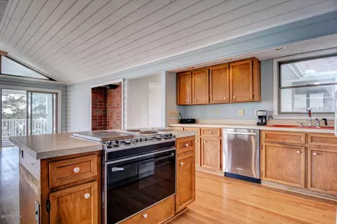 640 Red Fox Trl, Hampstead, NC 28443 photo 17