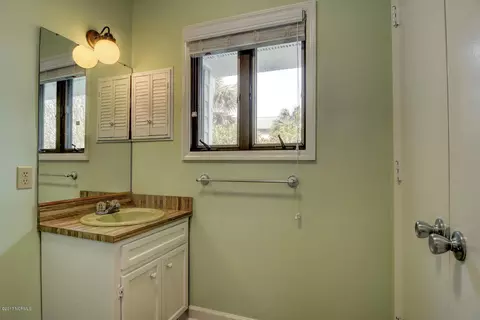 640 Red Fox Trl, Hampstead, NC 28443 photo 22