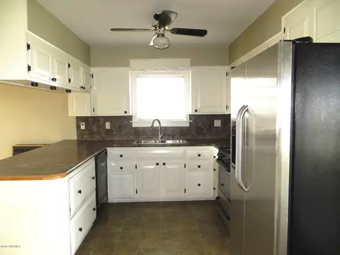 1114 Salter Path Rd, Salter Path, NC 28575 photo 14