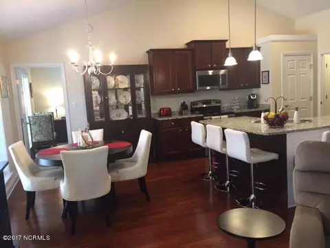 107 Hemlock Ct, Hampstead, NC 28443 photo 14