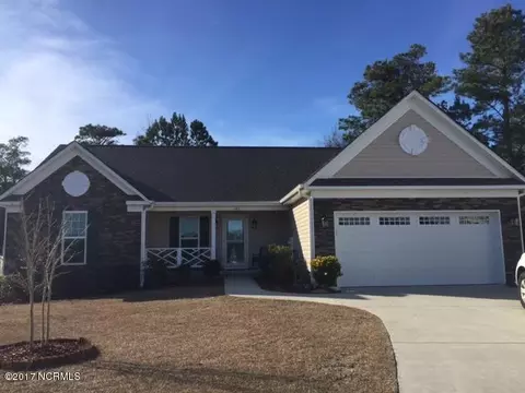 107 Hemlock Ct, Hampstead, NC 28443 photo 1