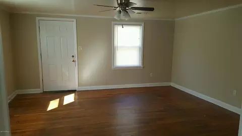 234 Pine St, Wallace, NC 28466 photo 4