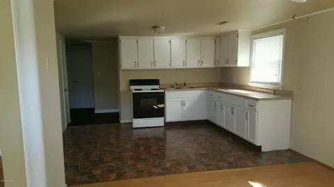 234 Pine St, Wallace, NC 28466 photo 2