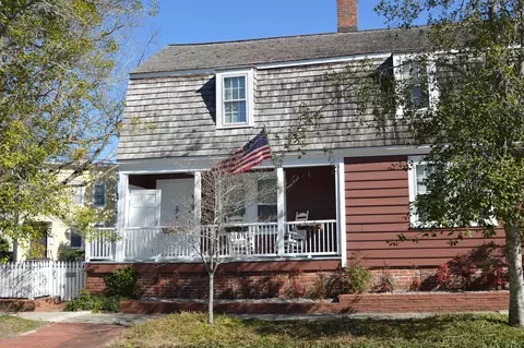 616 Middle St, New Bern, NC 28560 photo 1
