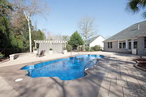 204 Shearwater Dr, Hampstead, NC 28443 photo 17