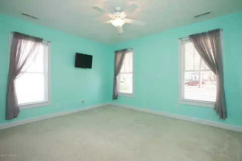 204 Shearwater Dr, Hampstead, NC 28443 photo 13