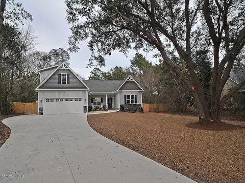 271 Hickory Point Rd, Hampstead, NC 28443 photo 1
