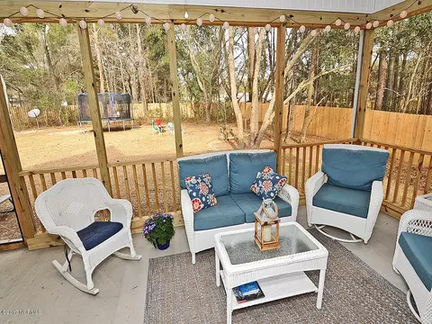 271 Hickory Point Rd, Hampstead, NC 28443 photo 7