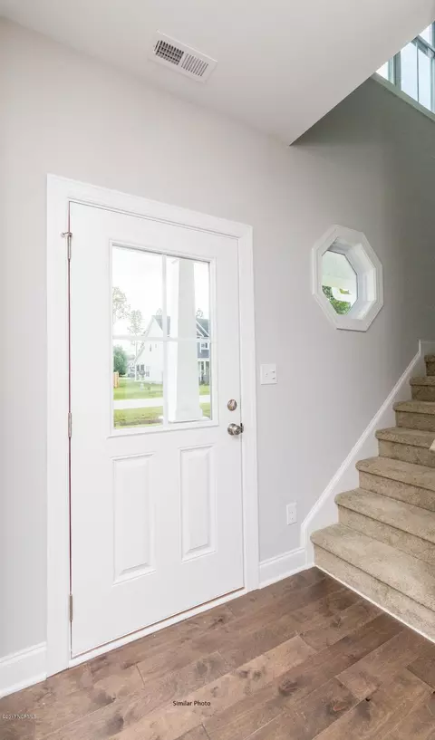 152 Bounty Ct, Hampstead, NC 28443 photo 6