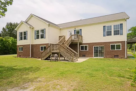 163 Fairwind Dr, Chocowinity, NC 27817 photo 1