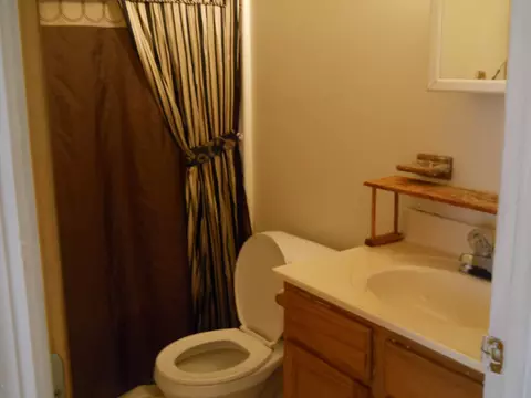 107 Hale St, Windsor, NC 27983 photo 12