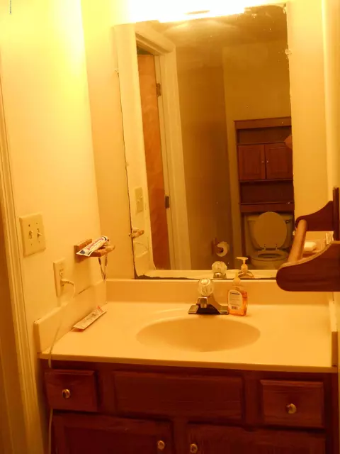 107 Hale St, Windsor, NC 27983 photo 9