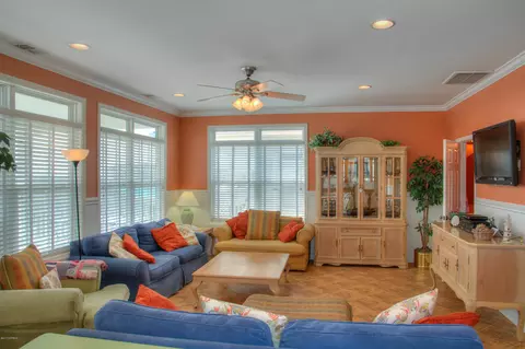 374 E Second St, Ocean Isle Beach, NC 28469 photo 6