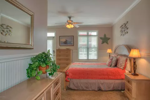 374 E Second St, Ocean Isle Beach, NC 28469 photo 10