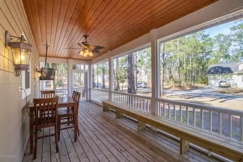 642 Royal Tern Dr, Hampstead, NC 28443 photo 8