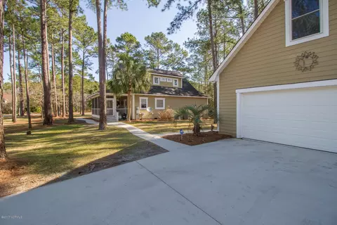 642 Royal Tern Dr, Hampstead, NC 28443 photo 3