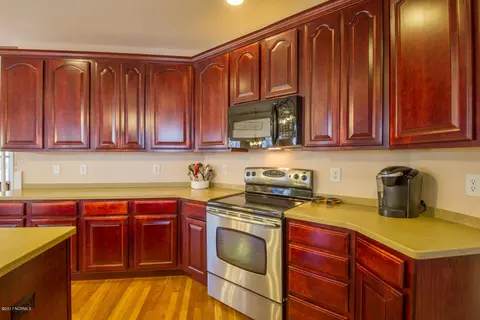 642 Royal Tern Dr, Hampstead, NC 28443 photo 18