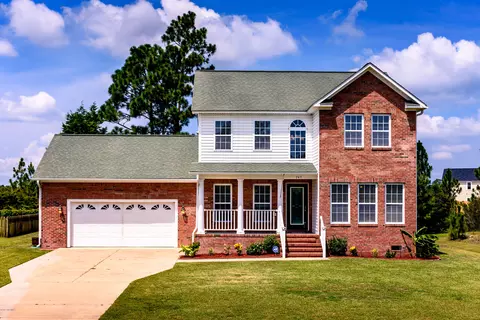 247 E Ivybridge Dr, Hubert, NC 28539 photo 1