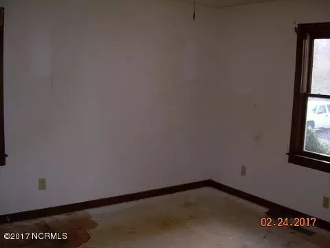 2644 Bowdens Rd, Faison, NC 28341 photo 9
