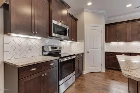 178 Waldorf Way, Hampstead, NC 28443 photo 8