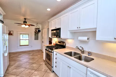 227 Horseshoe Rd, Davis, NC 28524 photo 30