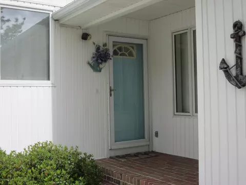 60 Hillcrest Dr, Chocowinity, NC 27817 photo 3