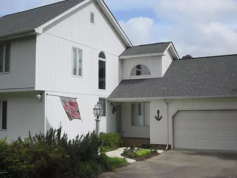 60 Hillcrest Dr, Chocowinity, NC 27817 photo 2