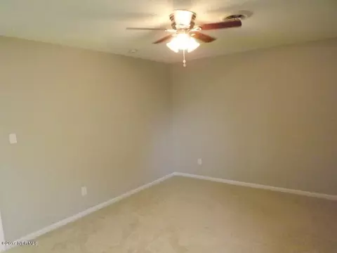 306 Riggs Rd, Hubert, NC 28539 photo 18