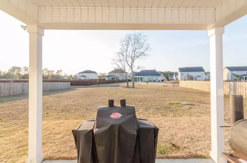 98 E Bailey Ln, Hampstead, NC 28443 photo 32