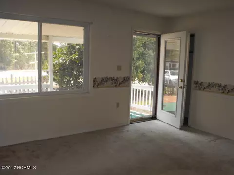 88 Crown Point Rd, Hubert, NC 28539 photo 3