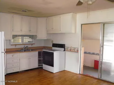 88 Crown Point Rd, Hubert, NC 28539 photo 6