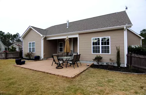 467 Landsdowne Cir, Hampstead, NC 28443 photo 5