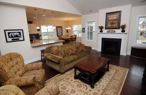 467 Landsdowne Cir, Hampstead, NC 28443 photo 14