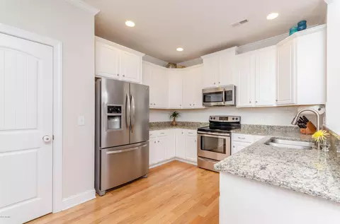 20 Surrey Downs Ct, Hampstead, NC 28443 photo 13