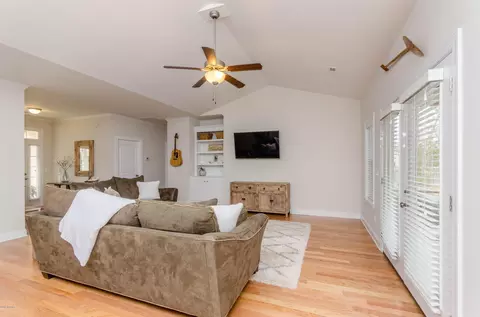 20 Surrey Downs Ct, Hampstead, NC 28443 photo 8
