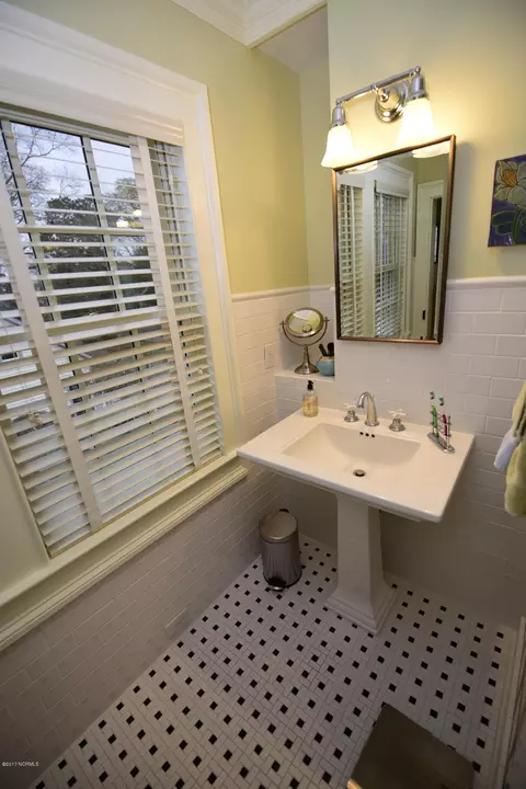 624 E Front St, New Bern, NC 28560 photo 30