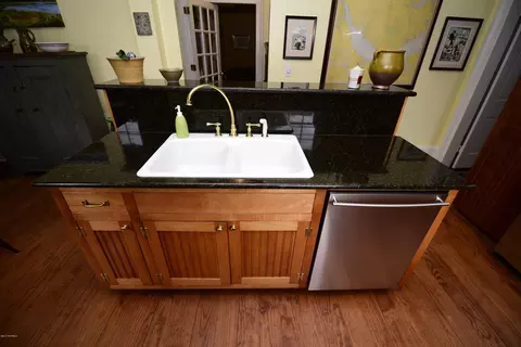 624 E Front St, New Bern, NC 28560 photo 17