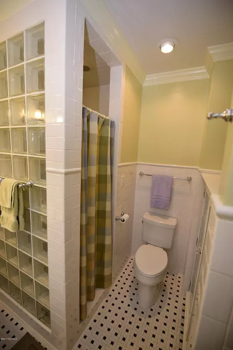 624 E Front St, New Bern, NC 28560 photo 29