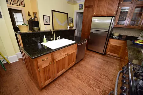 624 E Front St, New Bern, NC 28560 photo 13