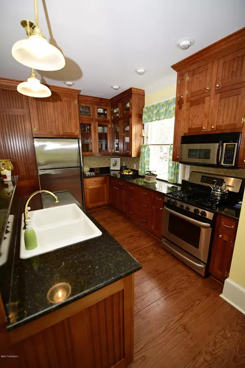 624 E Front St, New Bern, NC 28560 photo 15