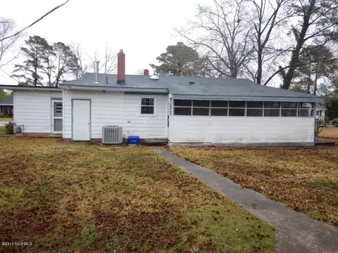 216 7th St, Ayden, NC 28513 photo 2