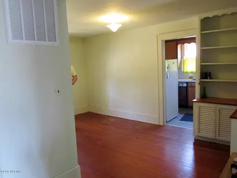 400 E 10th St, Washington, NC 27889 photo 10